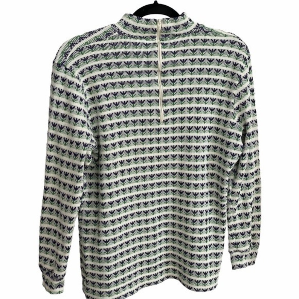 Nordic Inspired‎ Women's Medium 1/4 Zip Sweater - Cozy and Stylish